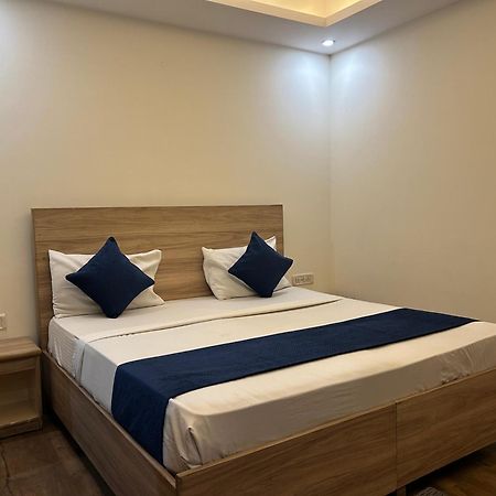 Hotel Aerocity Golden Close To New Delhi Airport Exterior foto